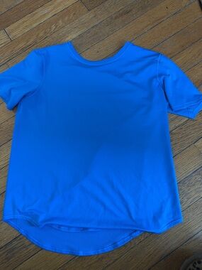 Blue Lululemon Women’s Workout Top
